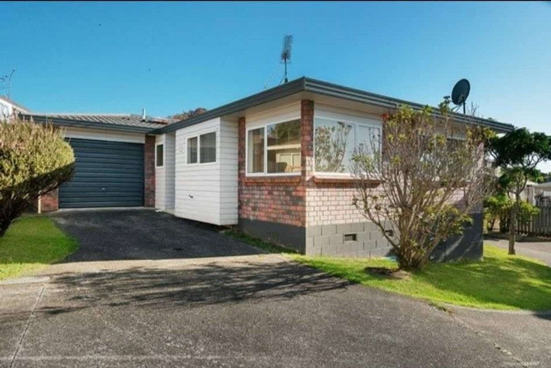 130E Lakeside Drive Orewa_0