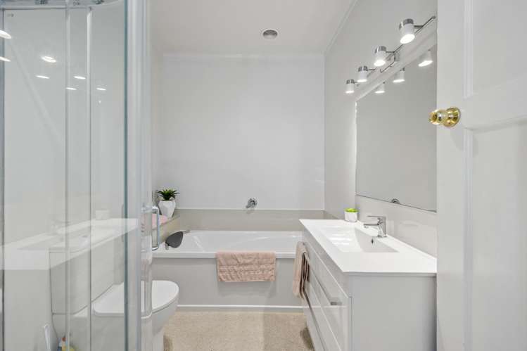 13 Retter Street Paparangi_8