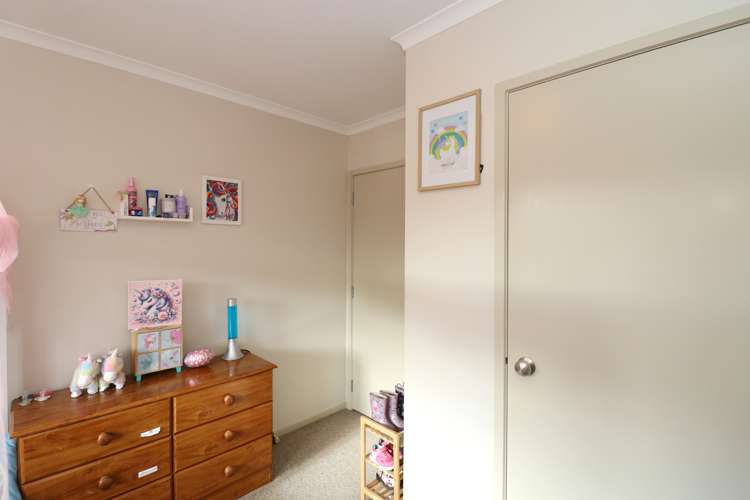 77 Chesney Street Tisbury_17