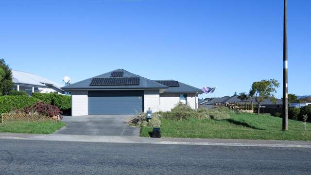 7 Lake View Road Waipukurau_1