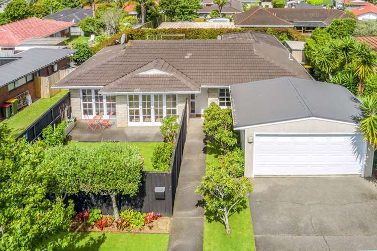 4 Trust Place Sunnyhills_0