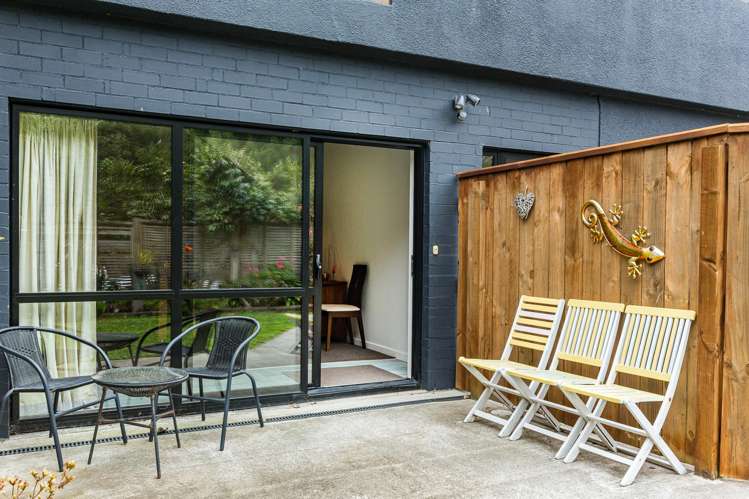 3 Oak Avenue Paremata_18