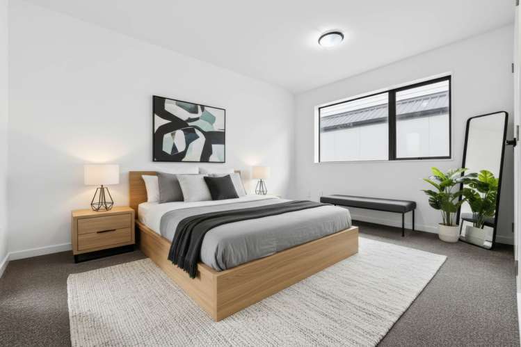 7 Holland Avenue Pt England_9