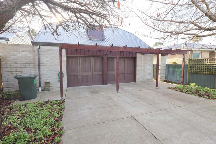 108 Avenal Street Avenal_31