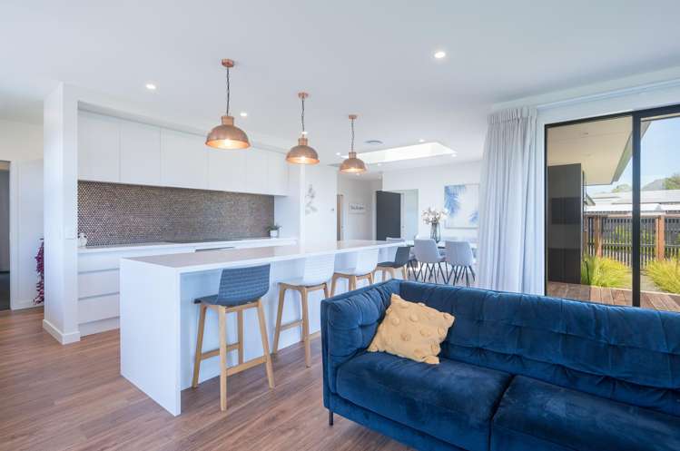 63 Les Wakefield Road Mapua_10