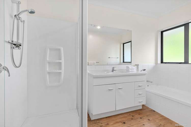 2 Trevors Place Pukekohe_11