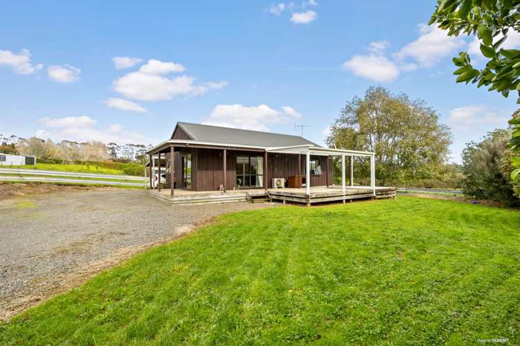 87 Pearson Road Kingseat_4