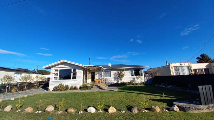 3 Carlyle Street Tuatapere_20