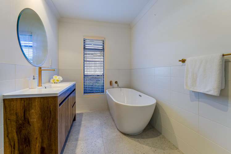 11 Antoine Grove Richmond_17