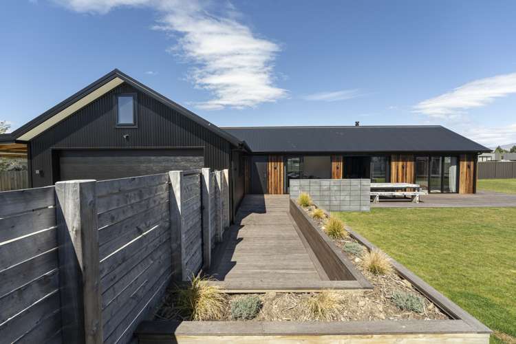 6 Woodpecker Street Lake Hawea_23
