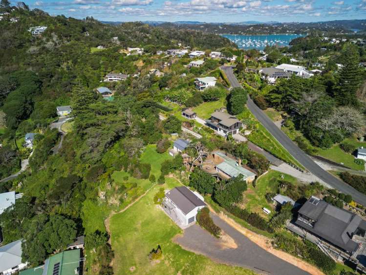 4 Queens View Road Russell_14