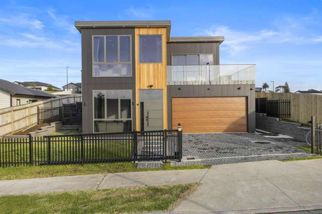 Duel Living With Uninterrupted Sea Views
