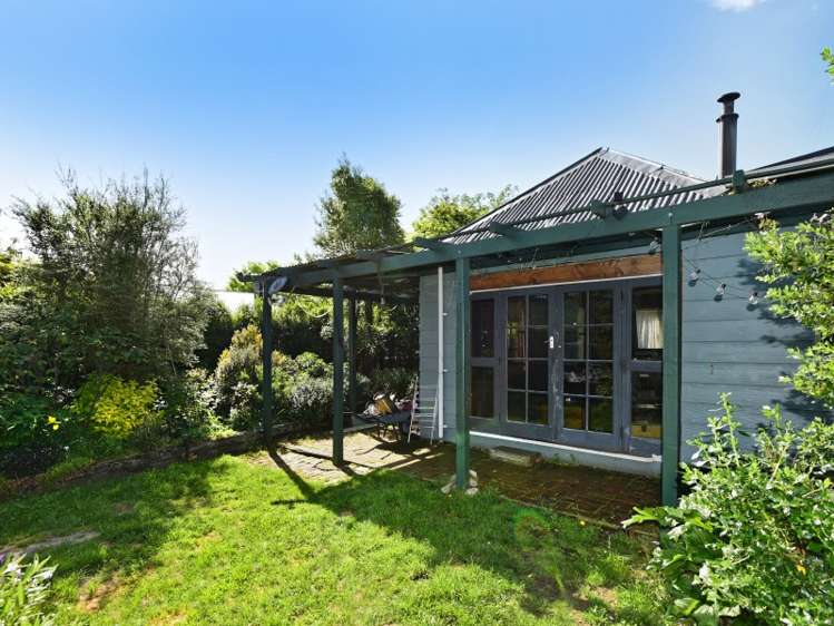 26 Railway Terrace Glentunnel_8