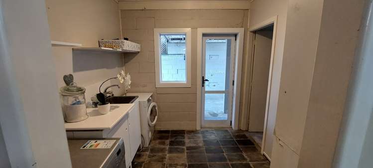 45 Riverhills Avenue Pakuranga Heights_16