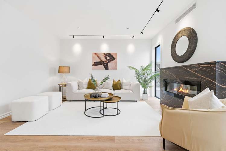 2 Antler Lane Greenhithe_4
