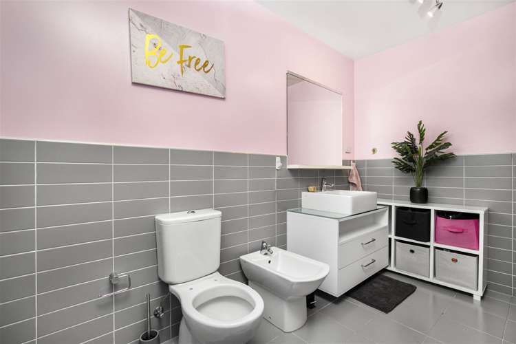 1506/18 Beach Road Auckland Central_13