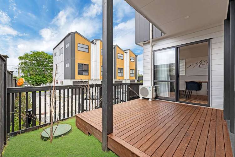 7/10 Newington Road Henderson_15