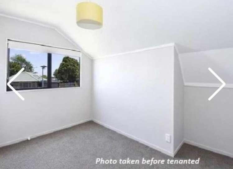 2/211 Weymouth Road_0
