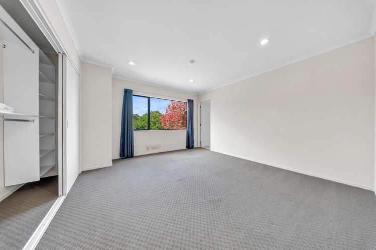 17 Norwood Drive Flat Bush_11