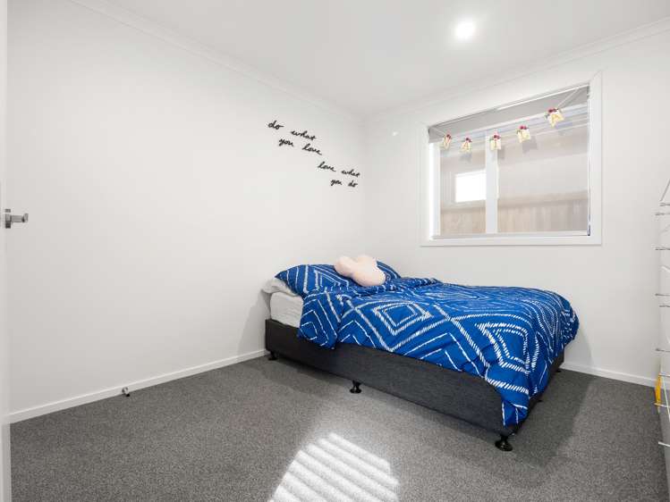 19 Inuwai Street Glenview_14