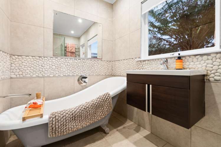 35 Riverhead Road Kumeu_16
