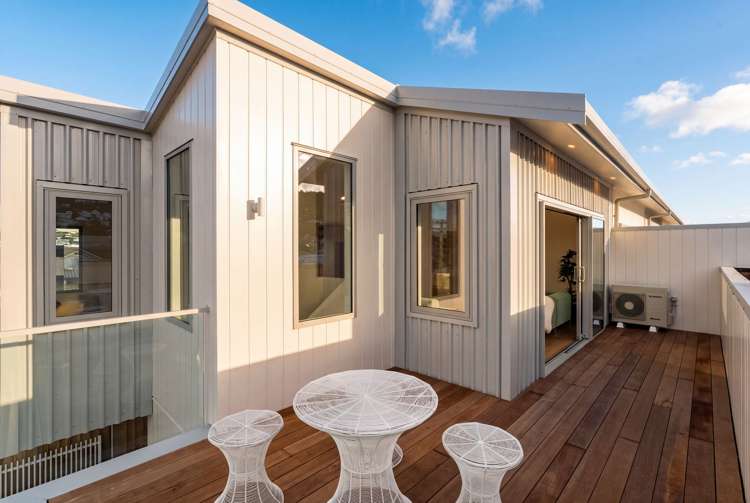 26 Resolution Street (4 x Finished Homes) Lyall Bay_6
