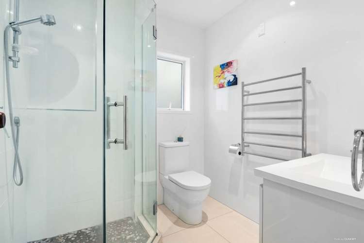 2/43 James Evans Drive Northcote_11