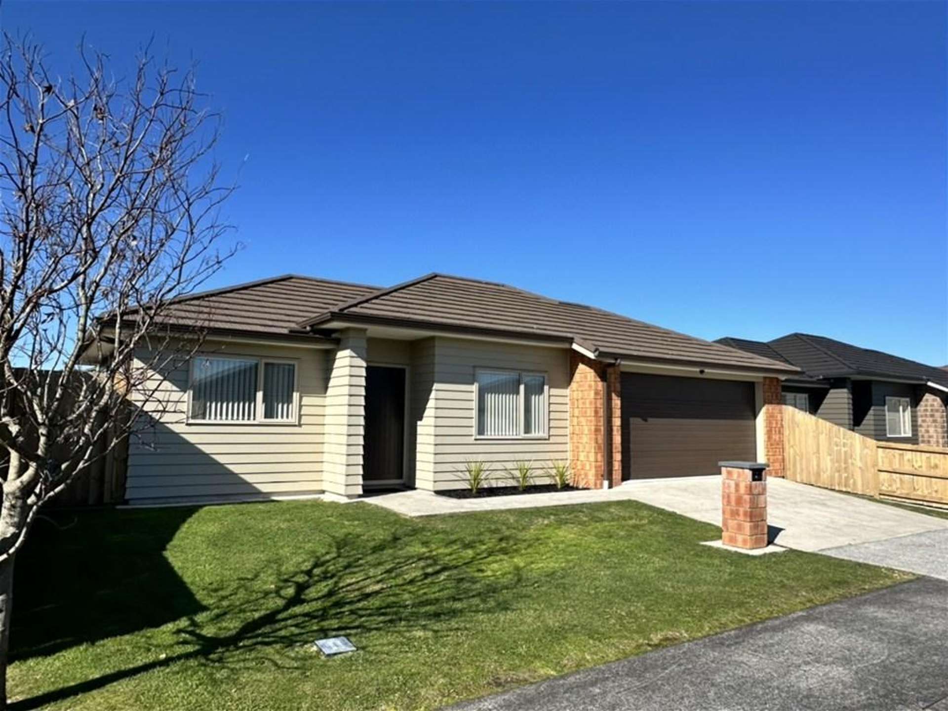 11 Charlotte Crescent Dinsdale_0