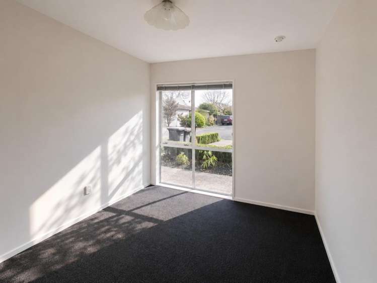 6 Rowanwood Close 1447_10
