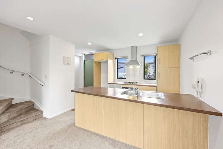 50/42 Holly Street Avondale_7