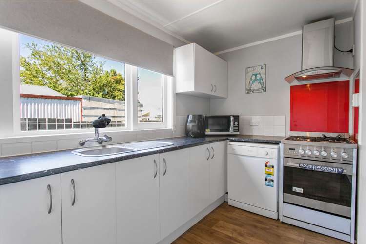 1/6 Kelvin Road Papakura_9