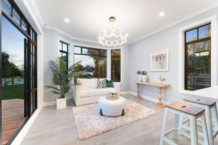 11 Almond Grove Greenhithe_5