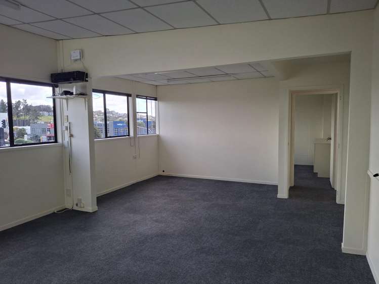 B/33 Constellation Drive Rosedale_6