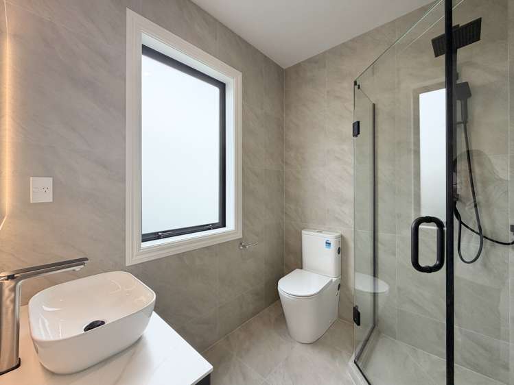 389 Te Taruna Drive Milldale_16