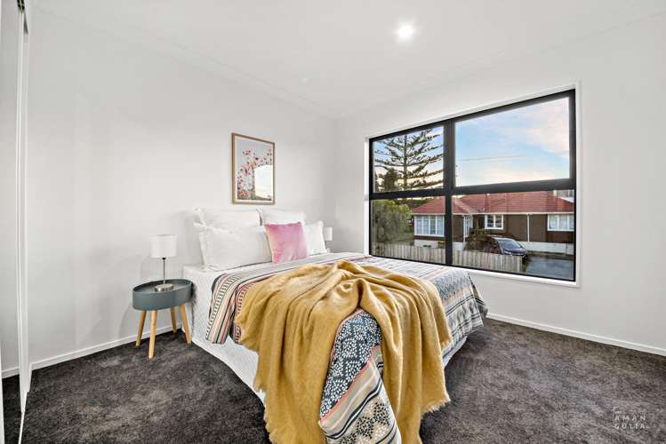 75 Titirangi Road New Lynn_19