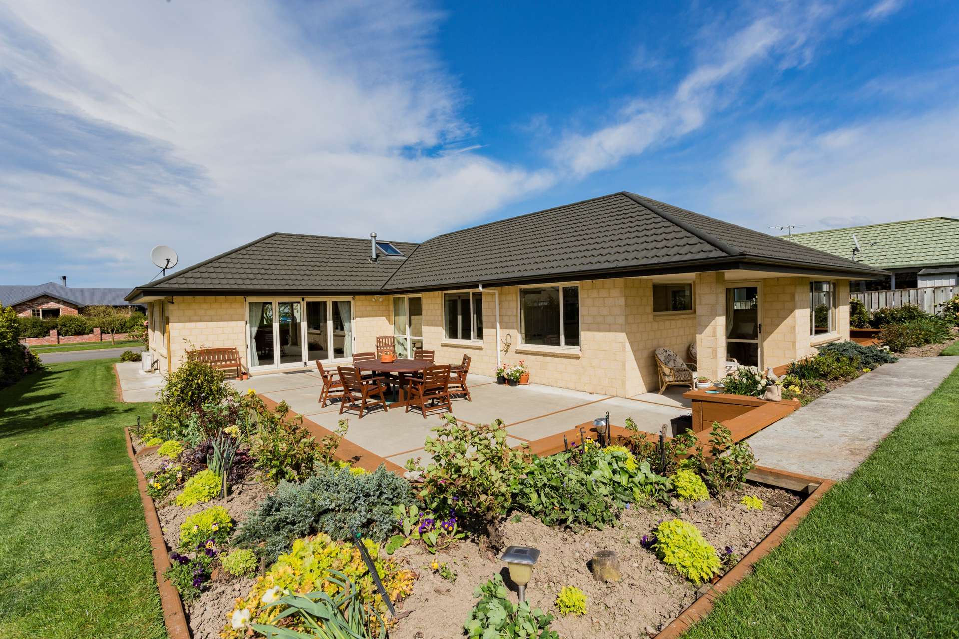 15 Kowhai Street Oxford_0