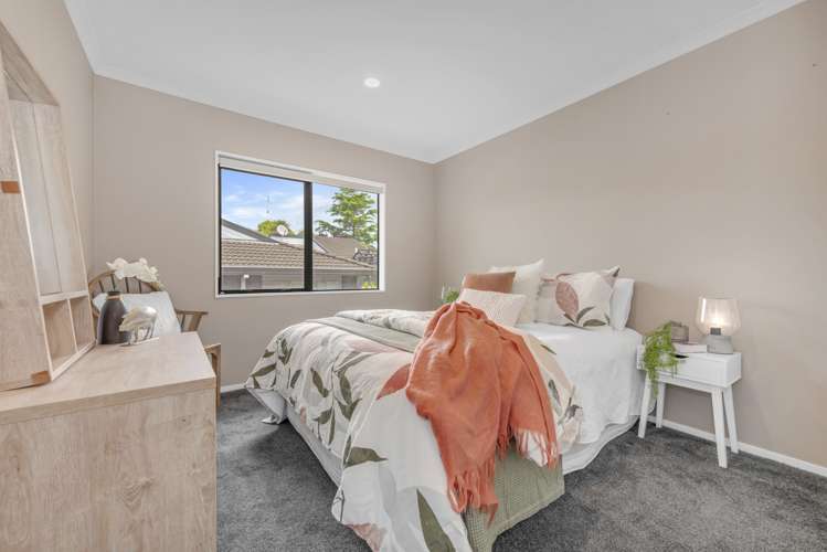 2 Frank Nobilo Drive Golflands_24