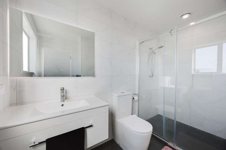 13 Uatoto Road Clarks Beach_7
