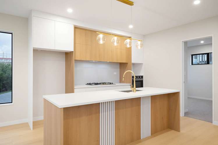 16 & 16A Katote Avenue Swanson_36