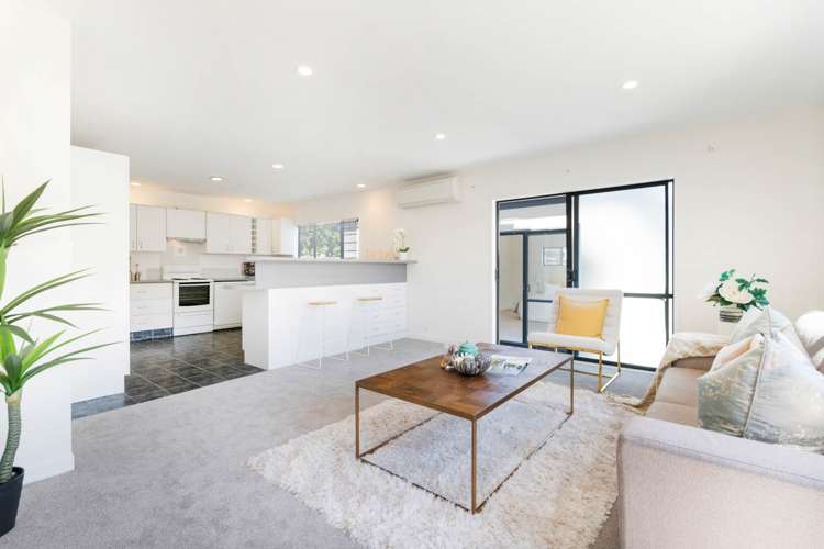 17c Fraser Road Narrow Neck_10