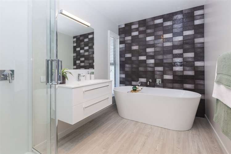 7 Kingsbridge West Burwood_18