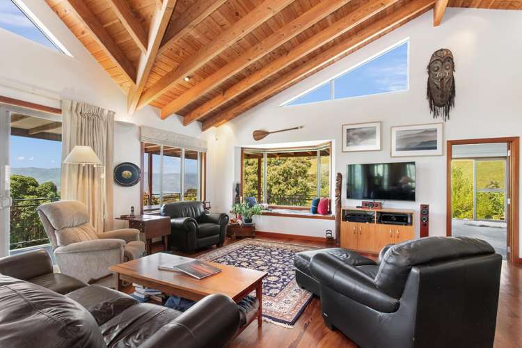 5447 Christchurch Akaroa Road Duvauchelle_10