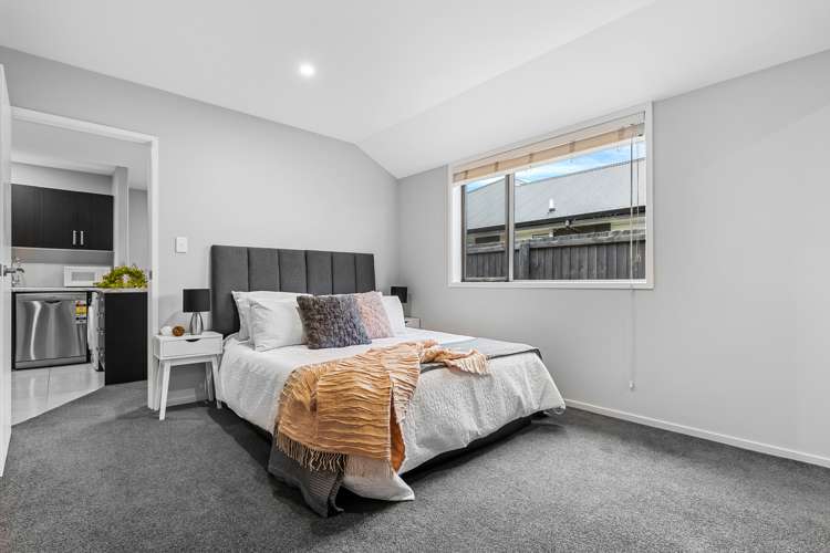 23 Vernon Drive Lincoln_19