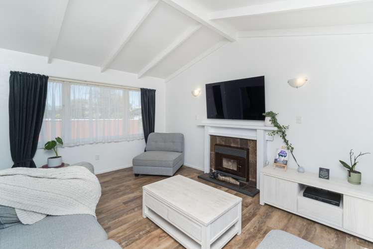 61 Lockhart Avenue Milson_1