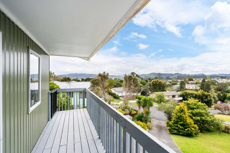 11b Robin Hood Place Onerahi_16