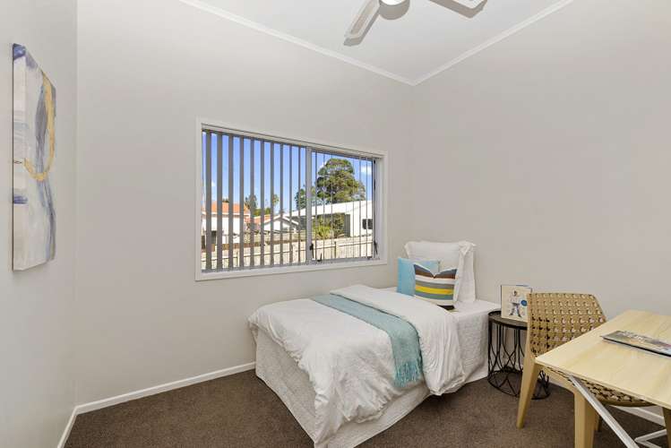 7 Karaka Street New Lynn_10