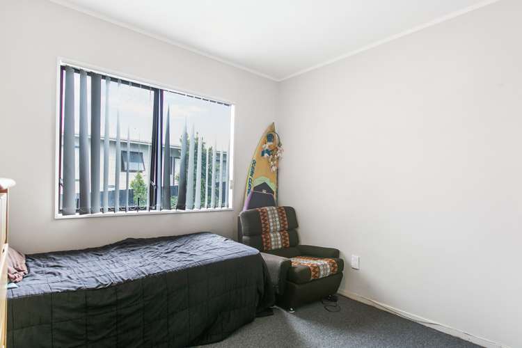 2/53 Maplesden Drive Clendon Park_17