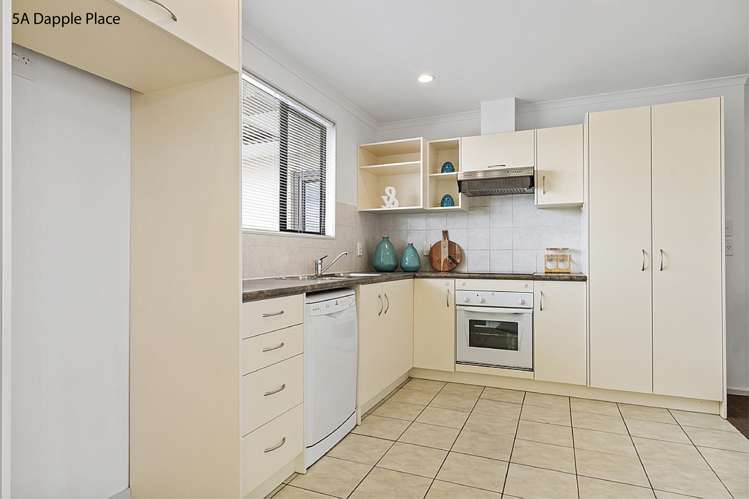 5 Dapple Place Flat Bush_15