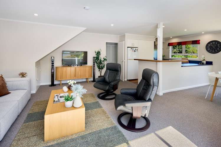 35B Cheviot Road, Lowry Bay Eastbourne_4