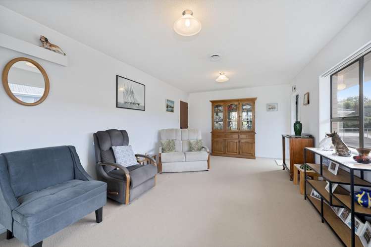 2/9 Annette Avenue Te Atatu South_13